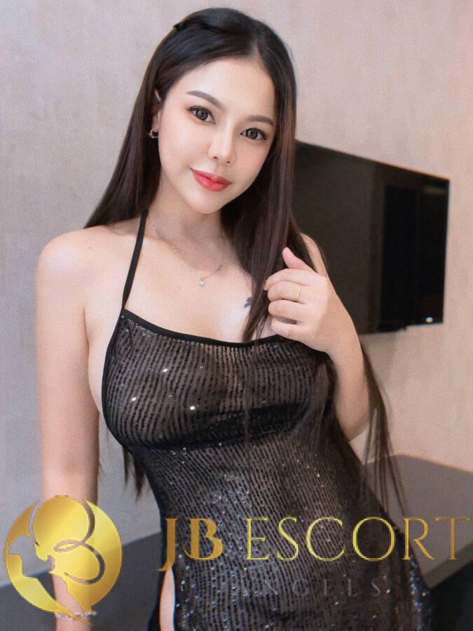 Honey IMG 20250725 151539 486 675x900